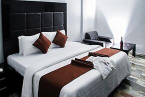 EdisPremier Hotel & Suites