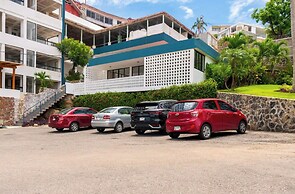 Acapulco Retreat with Bay Views