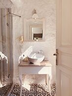 Mina Otel by Adda Alaçatı