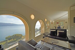 Your Breathtaking Penthouse