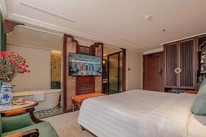 Rue de L'amour Boutique Hotel