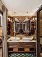 Rue de L'amour Boutique Hotel