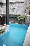 Rue de L'amour Boutique Hotel