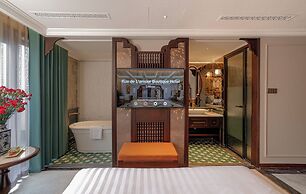 Rue de L'amour Boutique Hotel
