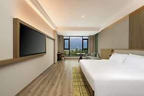 Holiday Inn Jiuhua Mountain Hot Spring by IHG
