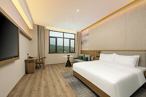 Holiday Inn Jiuhua Mountain Hot Spring by IHG