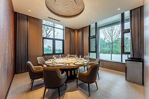 Holiday Inn Jiuhua Mountain Hot Spring by IHG