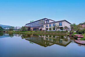 Holiday Inn Jiuhua Mountain Hot Spring by IHG
