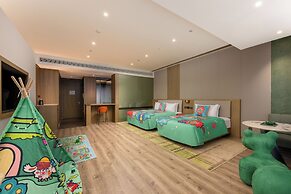 Holiday Inn Jiuhua Mountain Hot Spring by IHG