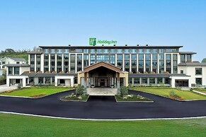 Holiday Inn Jiuhua Mountain Hot Spring by IHG
