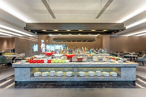 Holiday Inn Jiuhua Mountain Hot Spring by IHG