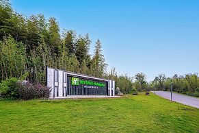 Holiday Inn Jiuhua Mountain Hot Spring by IHG