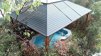 Holiday Inn Jiuhua Mountain Hot Spring by IHG