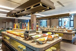 Holiday Inn Jiuhua Mountain Hot Spring by IHG