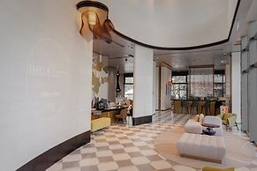 voco Suites Shanghai Hongqiao CBD by IHG