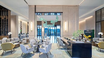 Holiday Inn Wuhan Houguan Lake by IHG