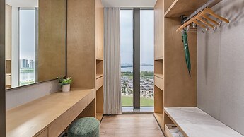 Holiday Inn Wuhan Houguan Lake by IHG