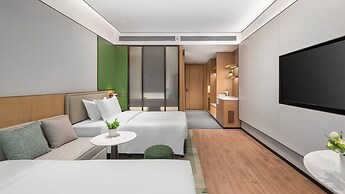 Holiday Inn Wuhan Houguan Lake by IHG