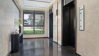 Holiday Inn Wuhan Houguan Lake by IHG