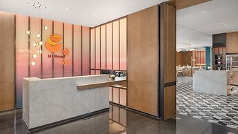 Holiday Inn Wuhan Houguan Lake by IHG