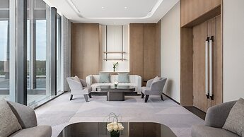 Holiday Inn Wuhan Houguan Lake by IHG