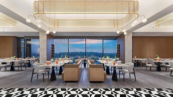 Holiday Inn Wuhan Houguan Lake by IHG