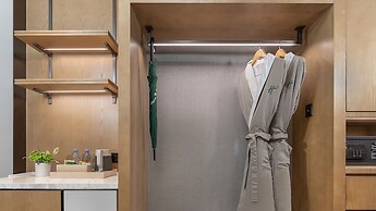 Holiday Inn Wuhan Houguan Lake by IHG