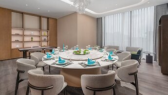 Holiday Inn Wuhan Houguan Lake by IHG