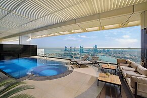 Hilton Bahrain City Centre Hotel & Residences