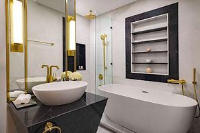 Hilton Bahrain City Centre Hotel & Residences