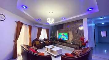 Pearl Exquisite Apartment