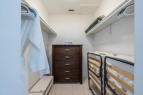 Farmhouse Oasis Retreat in Homestead