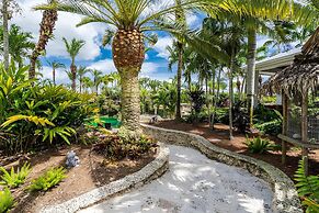 Farmhouse Oasis Retreat in Homestead