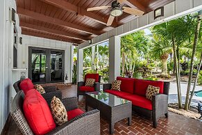 Farmhouse Oasis Retreat in Homestead