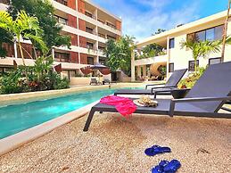 Loch Tulum Condos by BUnik