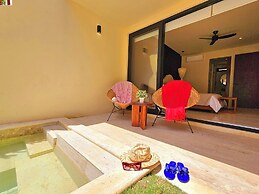 Loch Tulum Condos by BUnik