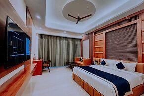 Clovis Hotel & Restaurant