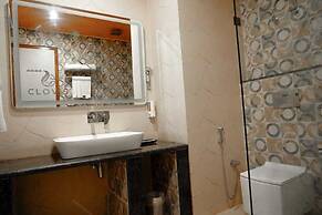 Clovis Hotel & Restaurant