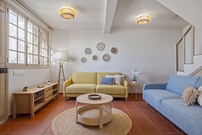 Hilani House by Homie