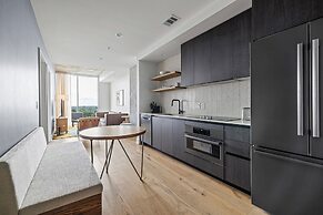 New 1BR Condo on Rainey St-Rooftop Pool