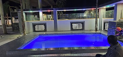 Adelina Hotel