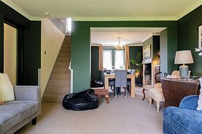 Gorgeous Rural 4BD Farm With Hot Tub