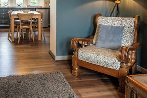 Gorgeous Rural 4BD Farm With Hot Tub