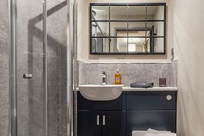 Gorgeous Rural 4BD Farm With Hot Tub