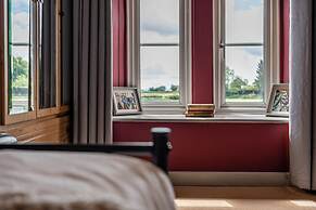 Gorgeous Rural 4BD Farm With Hot Tub