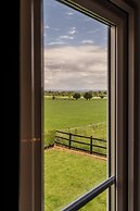 Gorgeous Rural 4BD Farm With Hot Tub