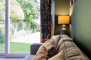 Gorgeous Rural 4BD Farm With Hot Tub