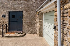 Gorgeous Rural 4BD Farm With Hot Tub