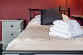 Gorgeous Rural 4BD Farm With Hot Tub