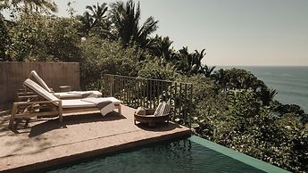 Rosa Morada Luxury and Private Beach